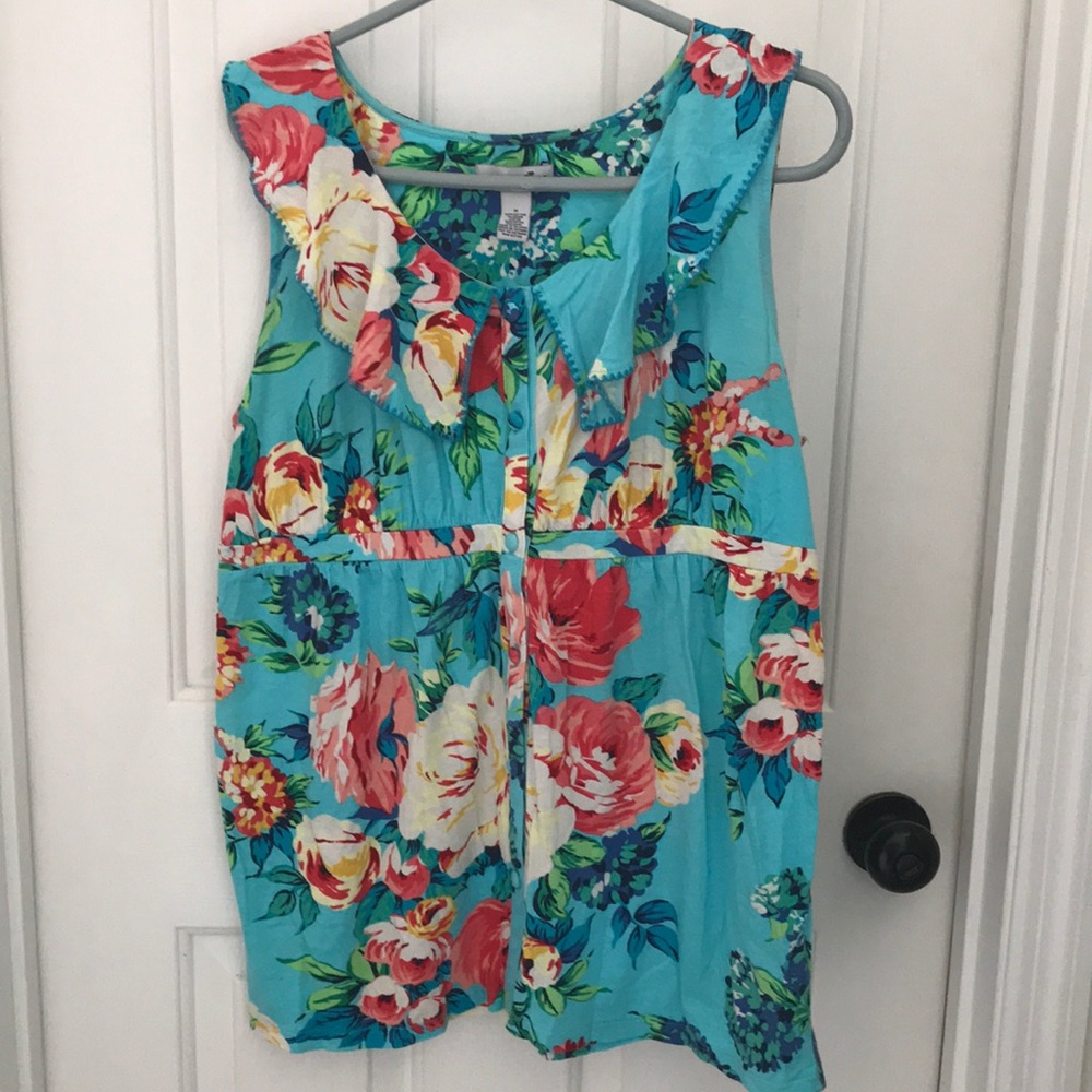 Adorable Caribbean Joe top!